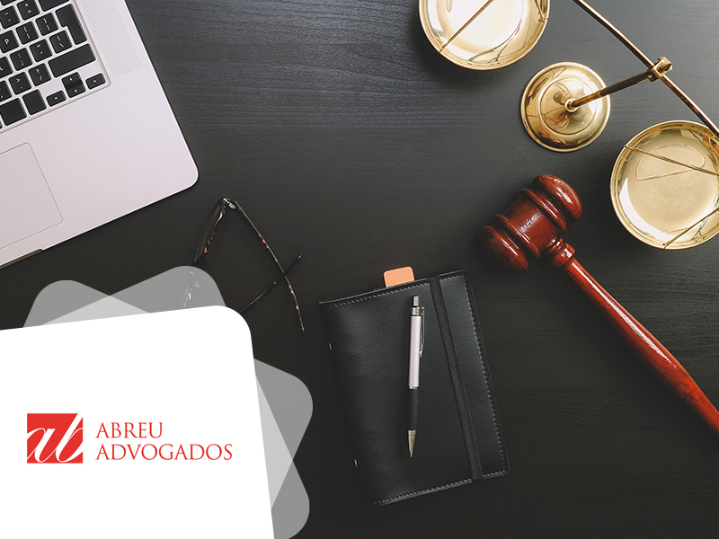 Secretária de serviços jurídicos representa Abreu Advogados